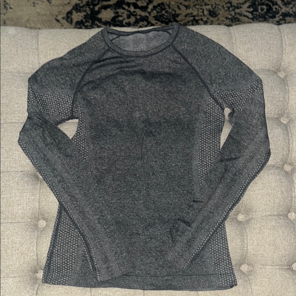 Figs Gray Fitted Long Sleeve Crew Neck Top